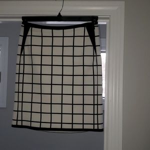 White House/Black Market skirt size 0